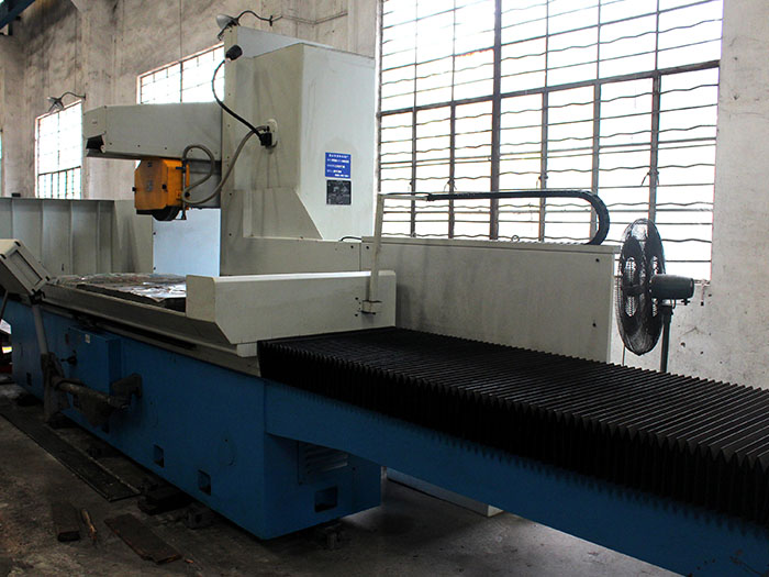 華新科數(shù)控磨床 華新科數(shù)控磨床